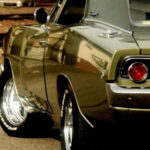 1968 Dodge Charger R/T – iTouch and iPhone Wallpaper